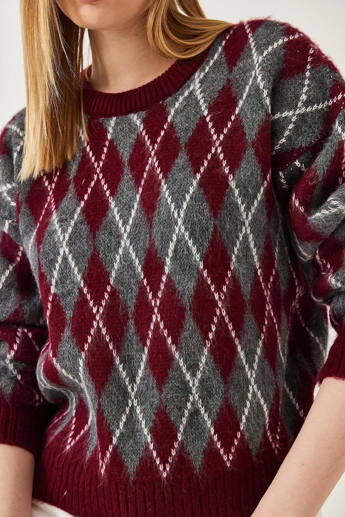 ANDRE πουλόβερ με ρόμβους