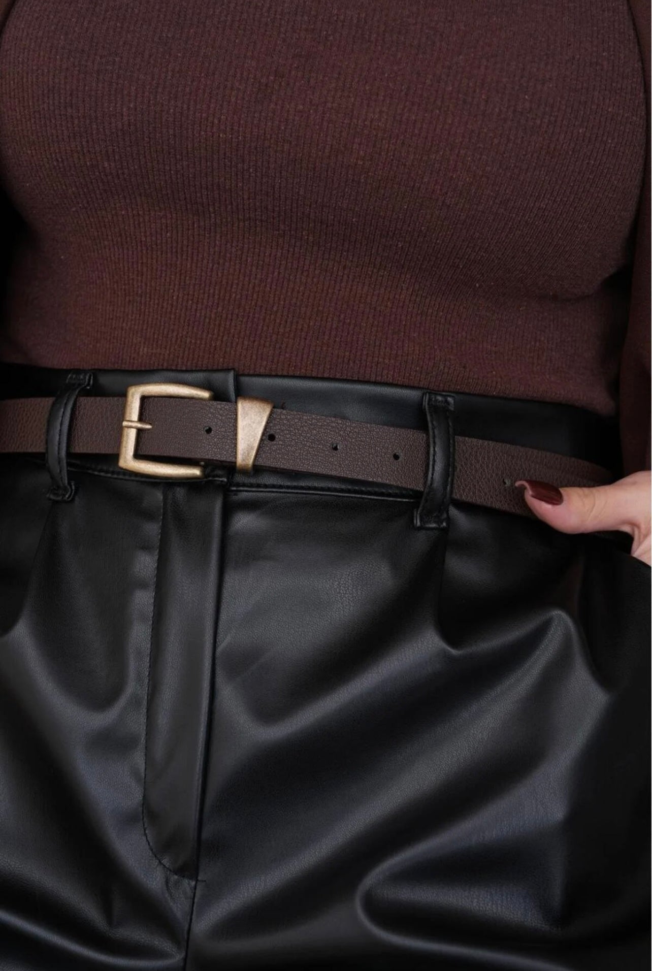 Ζώνη με αγκράφα