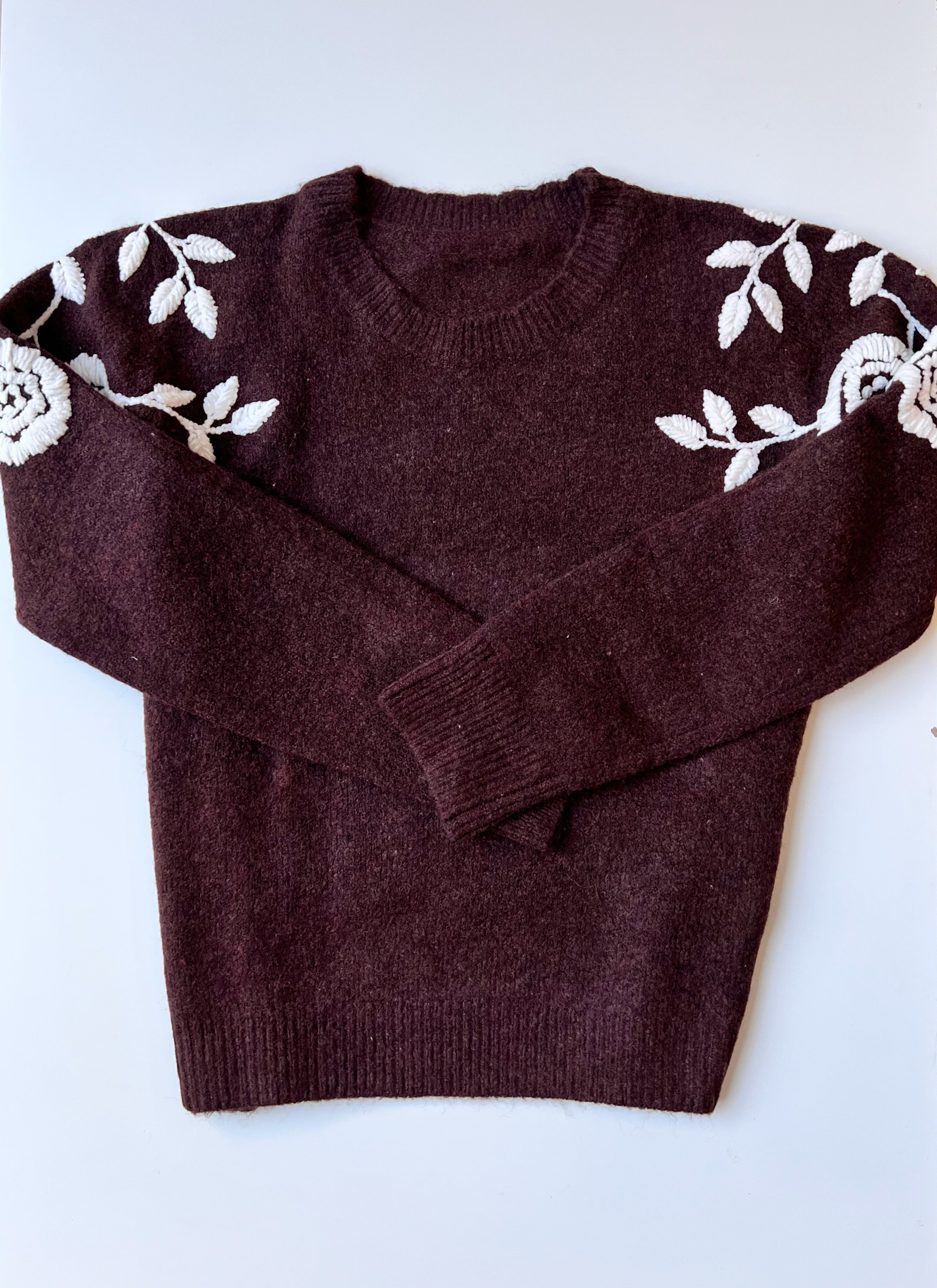 MILEN πουλόβερ με κέντημα